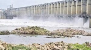 శ్రీశైలానికి పరుగులు తీస్తున్న కృష్ణమ్మ