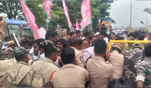 కేటీపీపీ వద్ద ఉద్రిక్తత.. బీఆర్ఎస్ నేతలను అడ్డుకున్న పోలీసులు