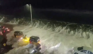 Cyclone Arnab: అర్నబ్ తుపాను బీభత్సం.. వరదలకు కొట్టుకుపోయిన వంతెనలు!